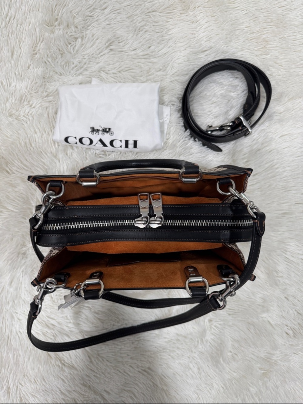 Coach Brown Signature Rogue 25 - Picture 3 of 9